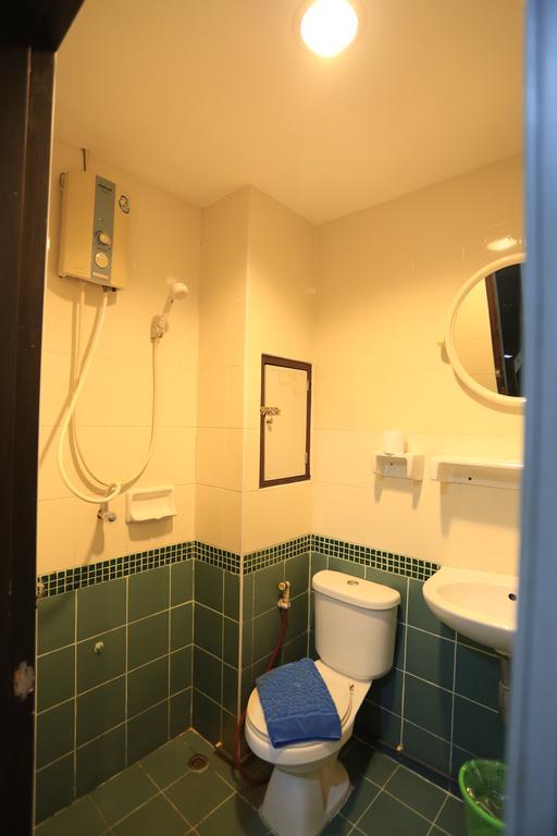 Thara House Hotel Bangkok Ruang foto
